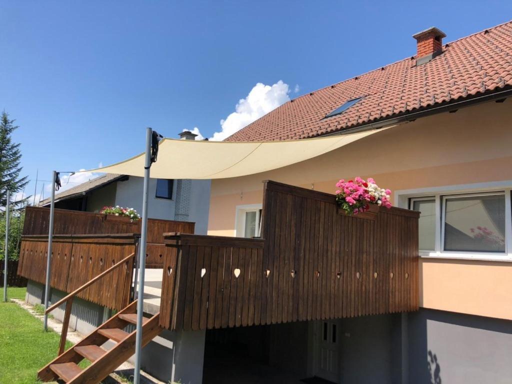Apartma Kreda Mojstrana Buitenkant foto